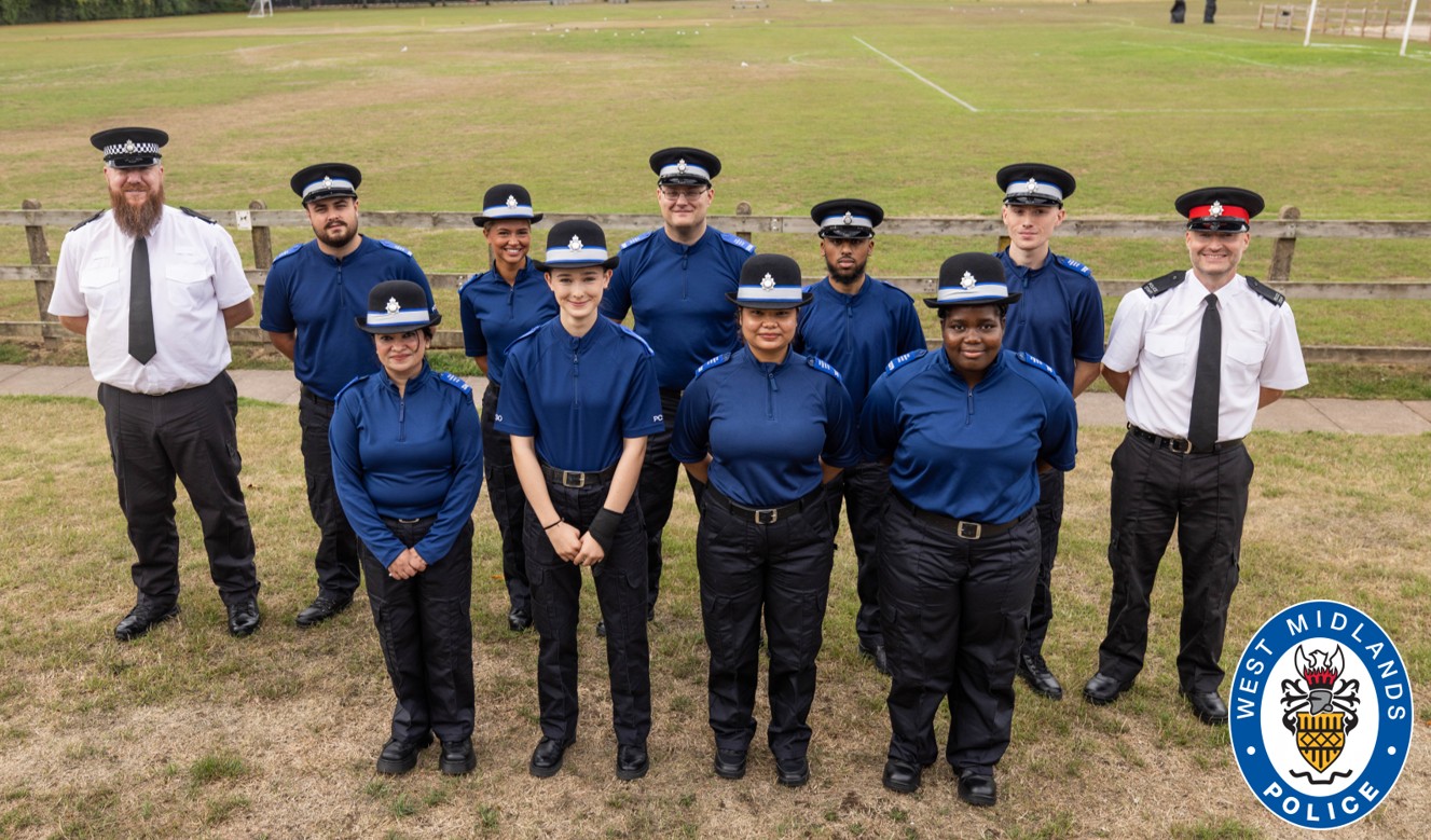 Group image of PCSOs with trainers