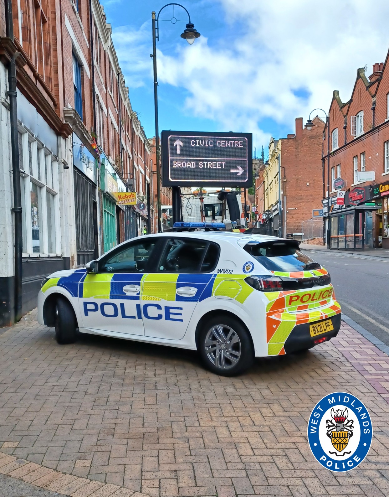 image of police car